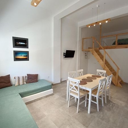 Tinos Youth Apartment Εξωτερικό φωτογραφία